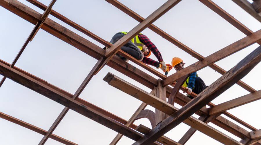 Expert Emergency Roof Repairs services in Lithia, FL